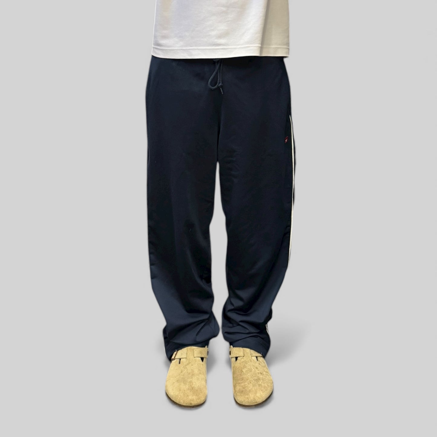 Vintage Nike baggy track pants (L)