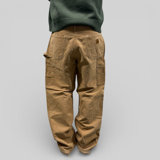 Carhartt baggy carpenter pants (W36)