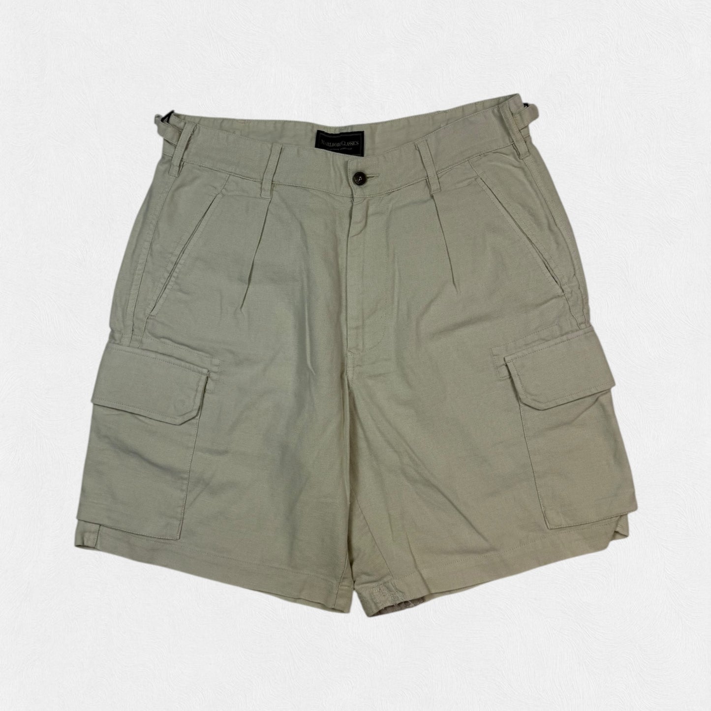 Vintage Marlboro classics baggy cargo shorts (W34)