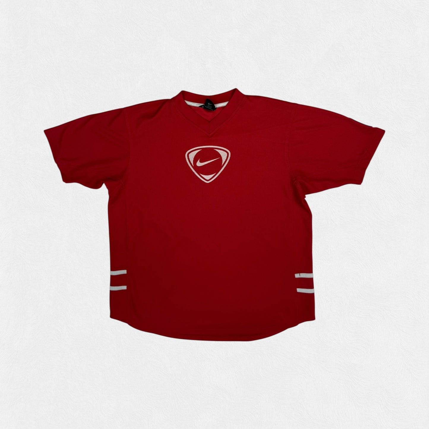 Vintage Nike shield football centre logo tee (XL)