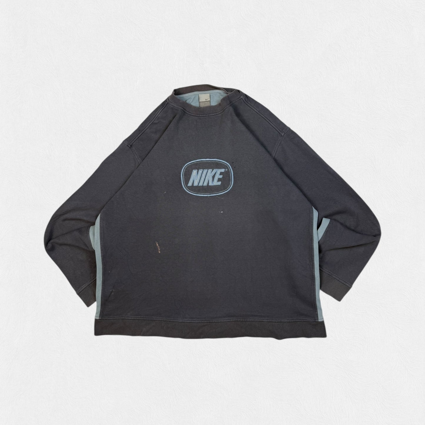 Vintage Nike centre logo sweatshirt (XL)