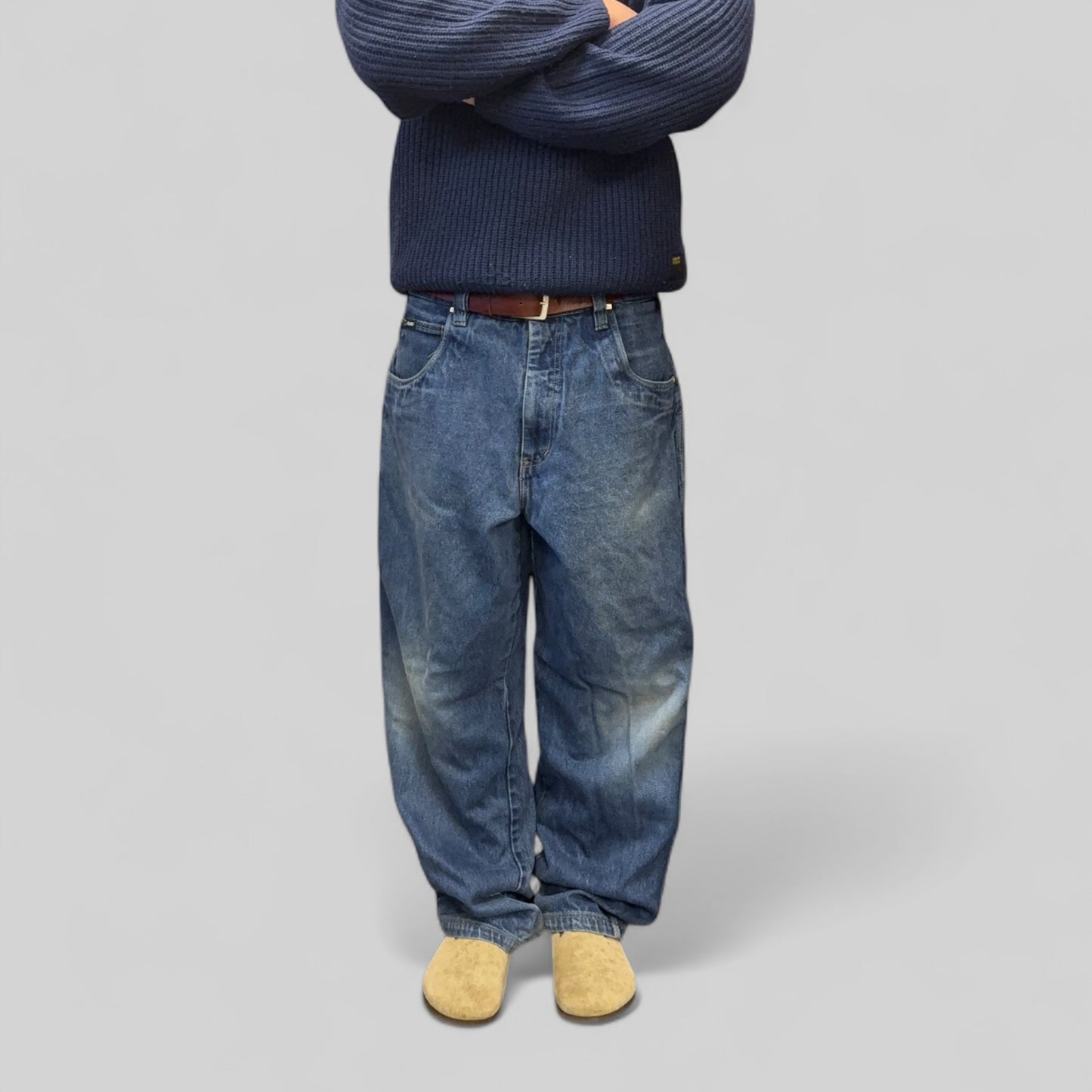 Vintage Fubu baggy denim jeans (W38)