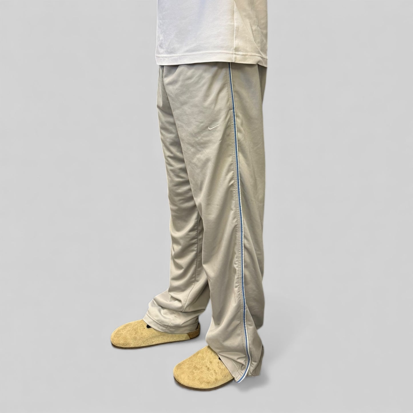 Vintage Nike baggy track pants (XL)