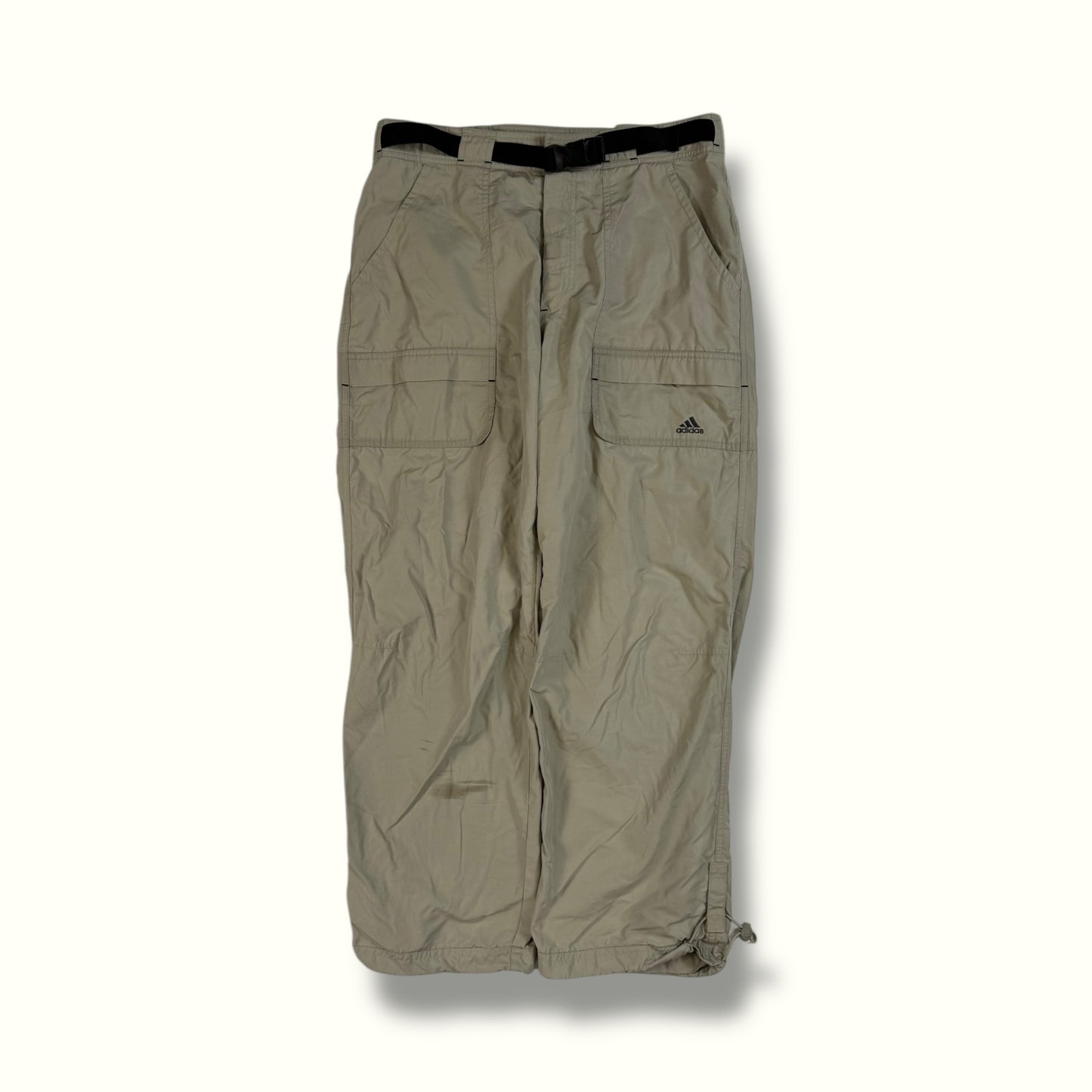 Vintage Adidas baggy parachute pants (M)