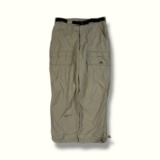 Vintage Adidas baggy parachute pants (M)