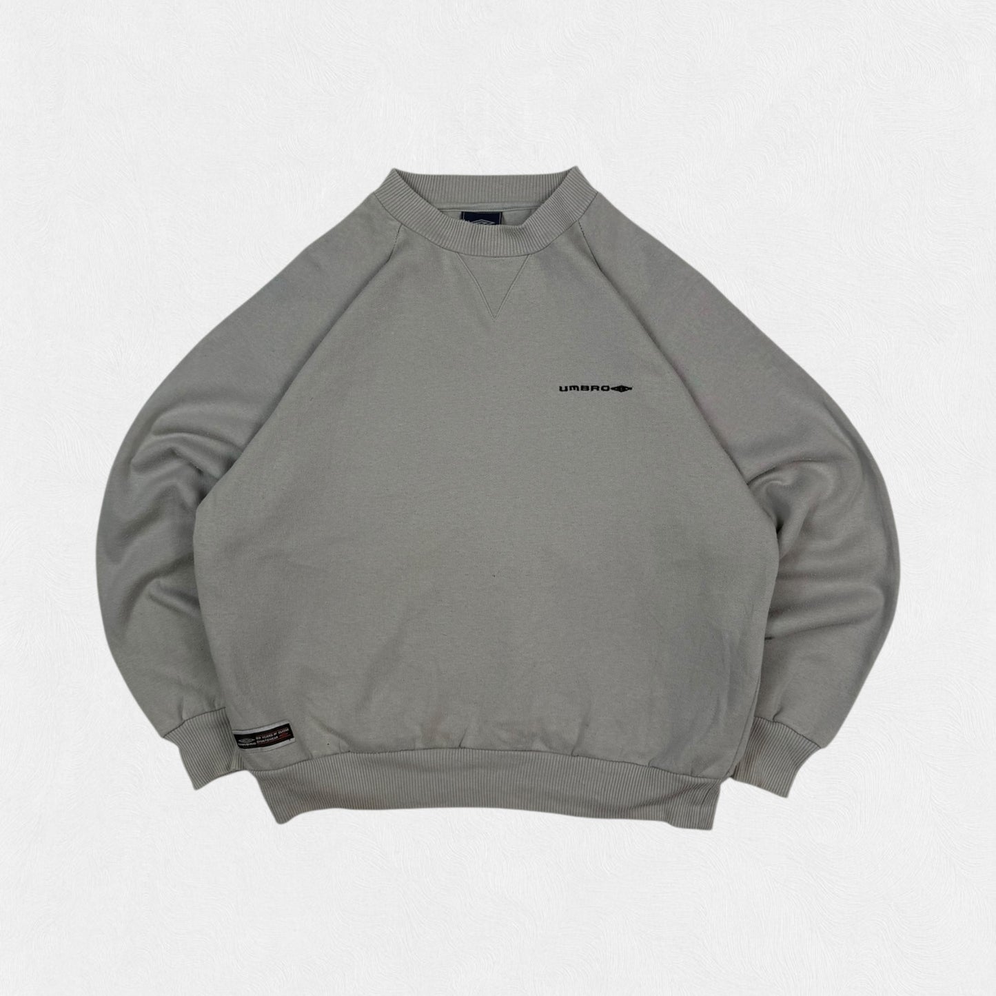 Vintage Umbro small logo sweatshirt (M)