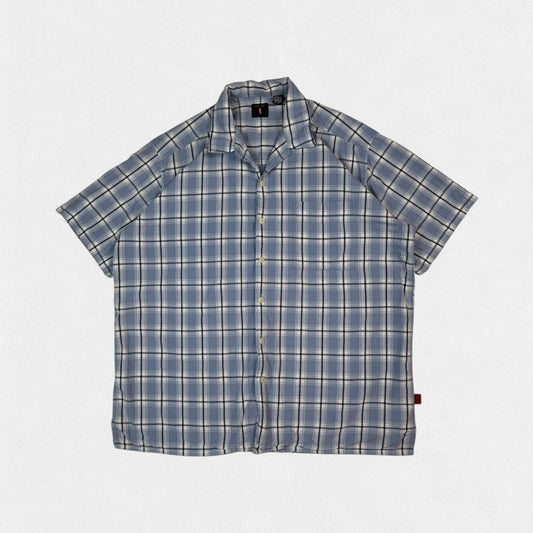 Levi's checkered short sleeve shirt (L)