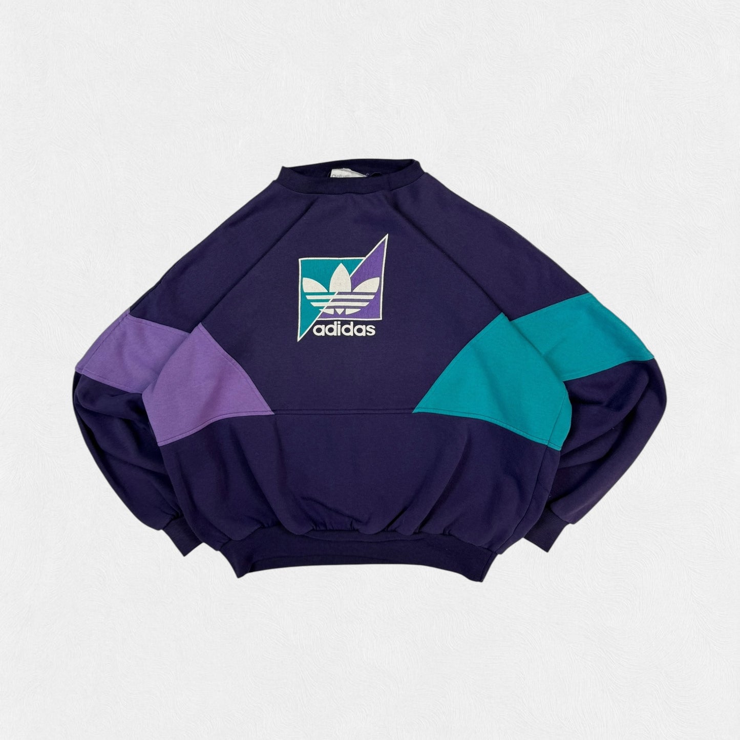 Vintage 90s Adidas originals centre logo sweatshirt (L)