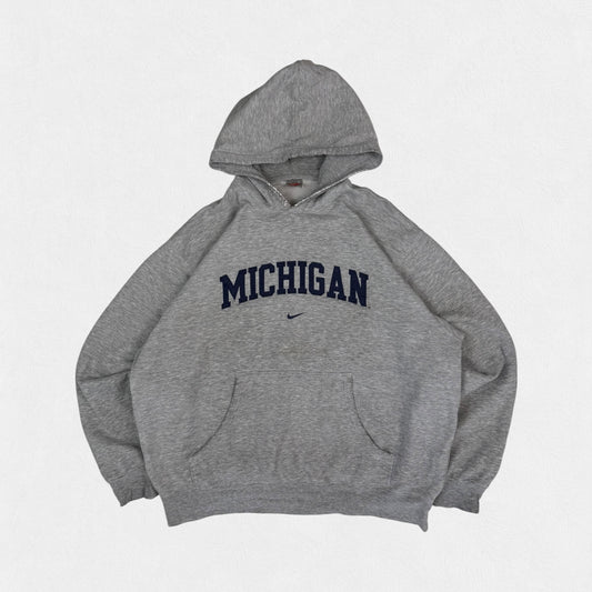 Vintage Nike Michigan centre swoosh hoodie (L)