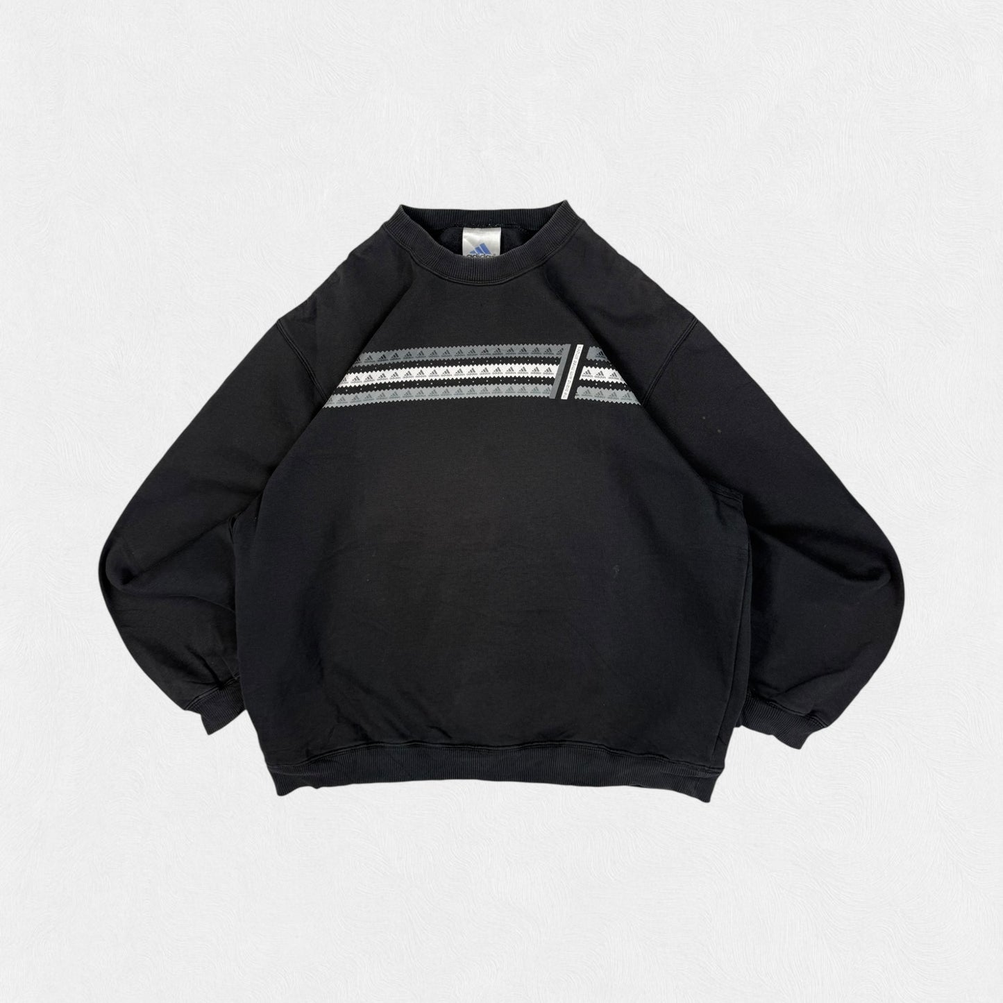 Vintage adidas sweatshirt (M)