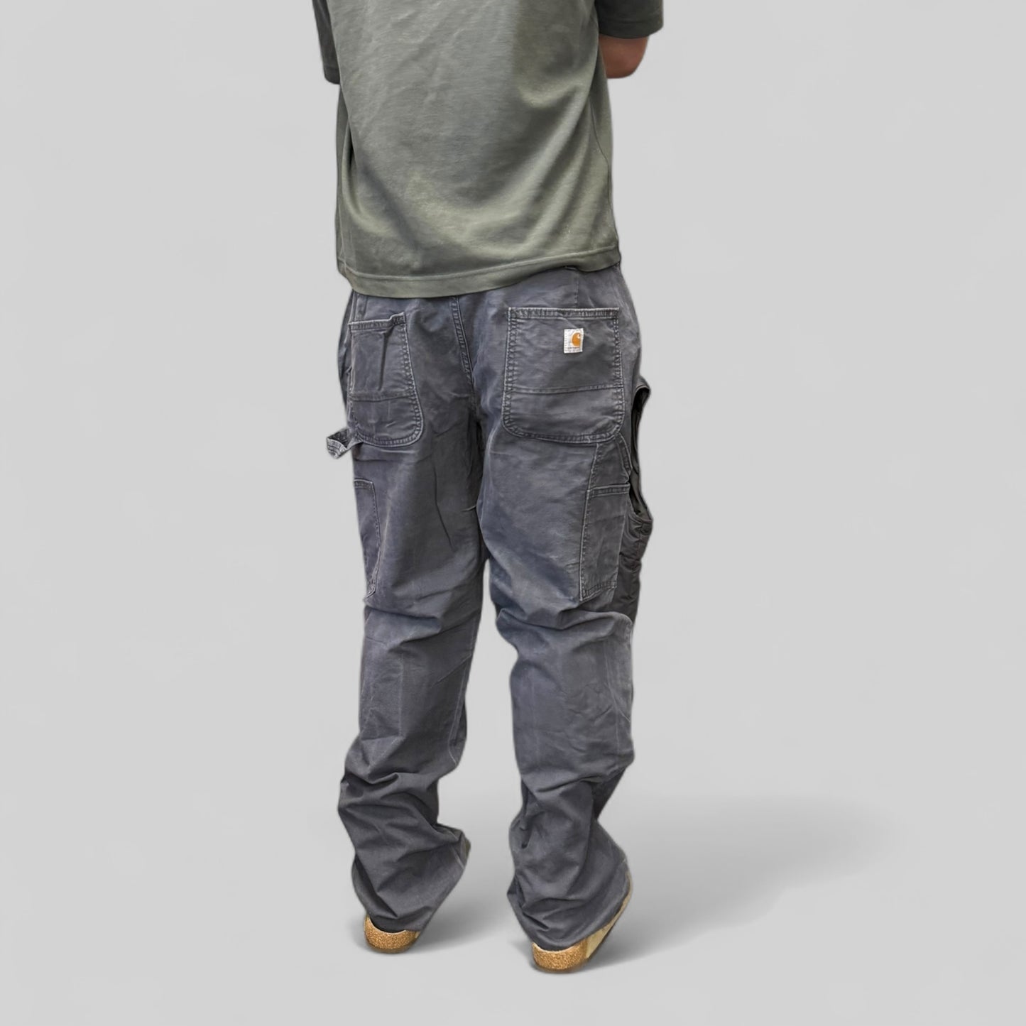 Carhartt baggy carpenter pants (W36)