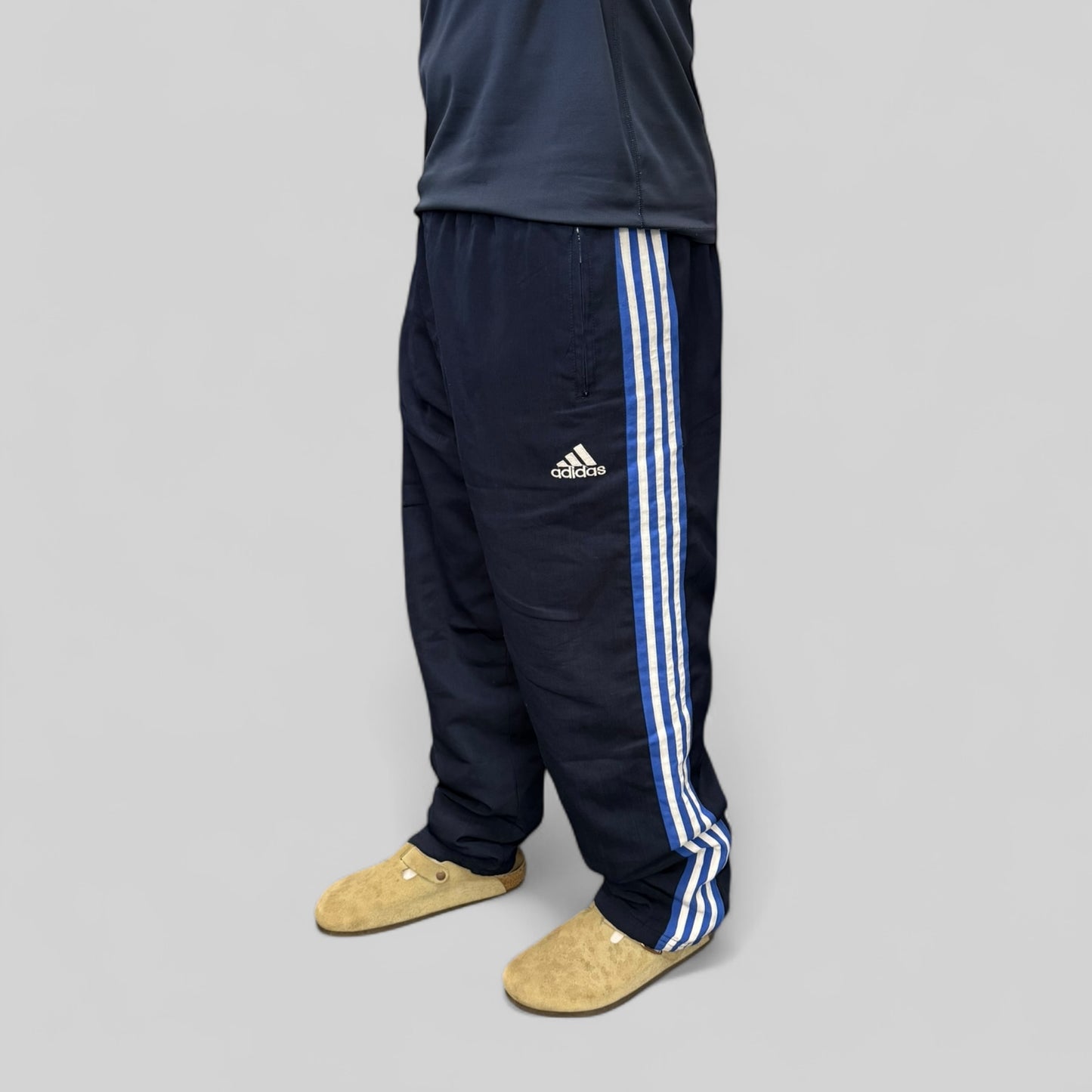 Vintage 90s adidas track pants (XL)