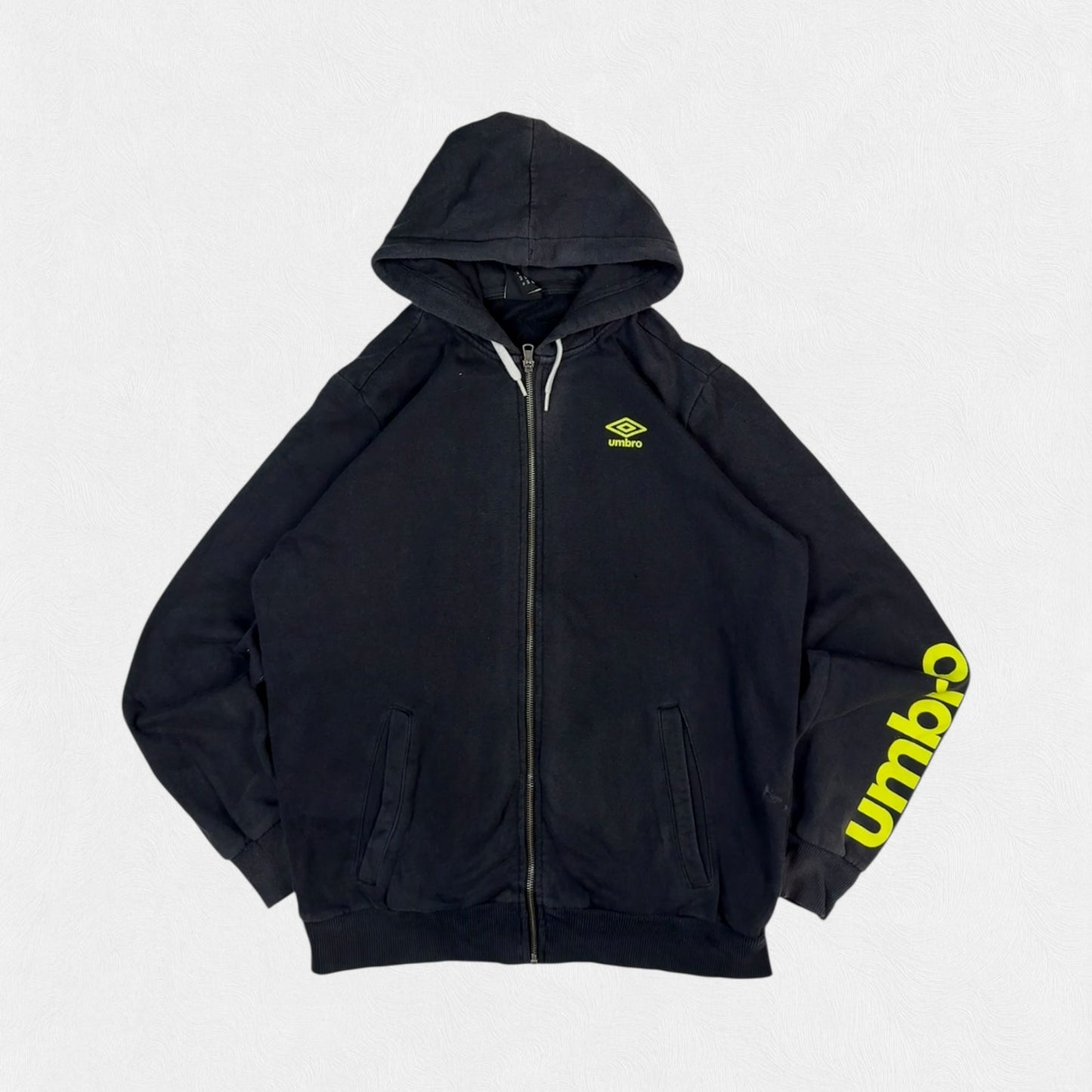Umbro small logo full zip hoodie (XL)