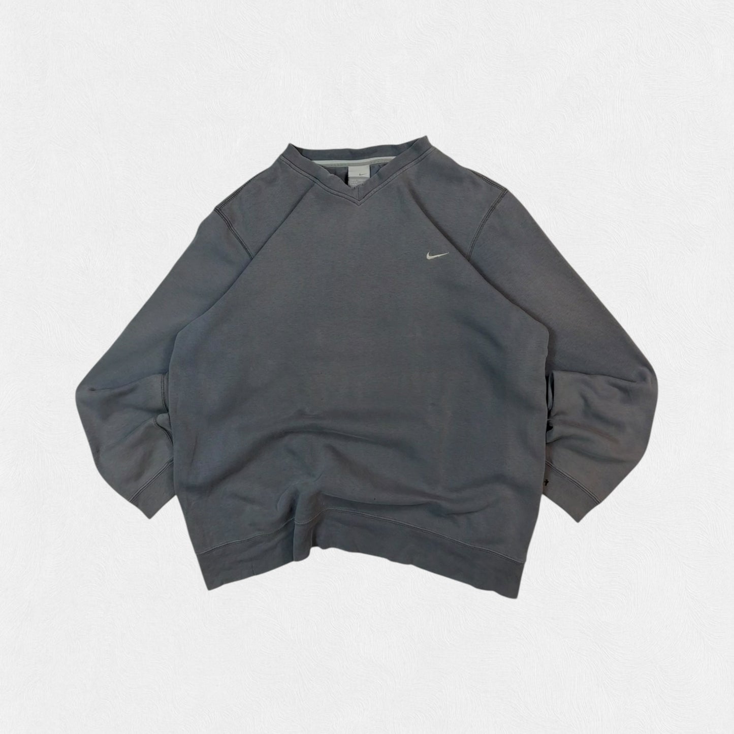 Vintage Nike mini swoosh sweatshirt (M)