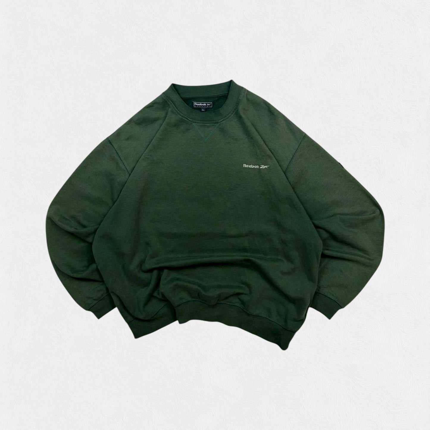 Vintage 90s Reebok small logo sweatshirt (L)