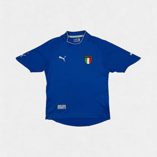 Vintage Italy 2003/04 Puma home football shirt (M)