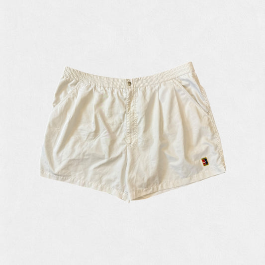 Vintage 90s Nike court tennis shorts (XXL)
