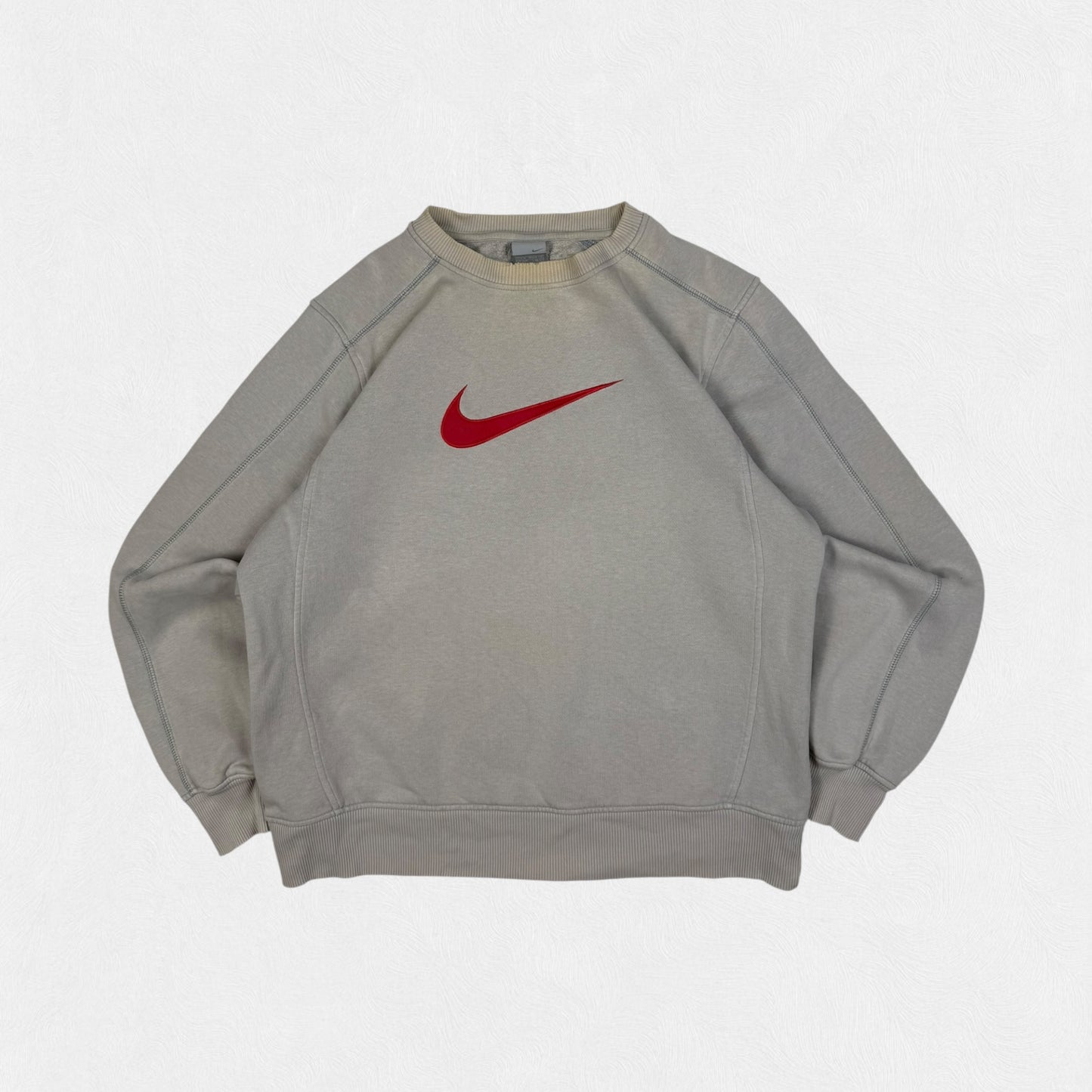 Vintage Nike centre logo sweatshirt (M)