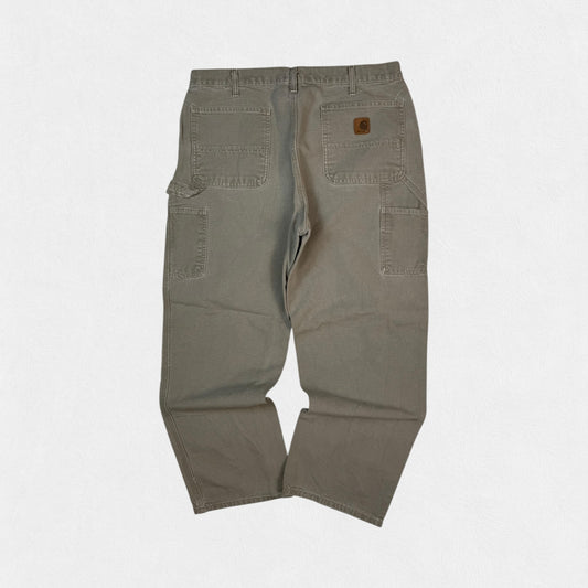 Vintage Carhartt baggy carpenter pants (W34)