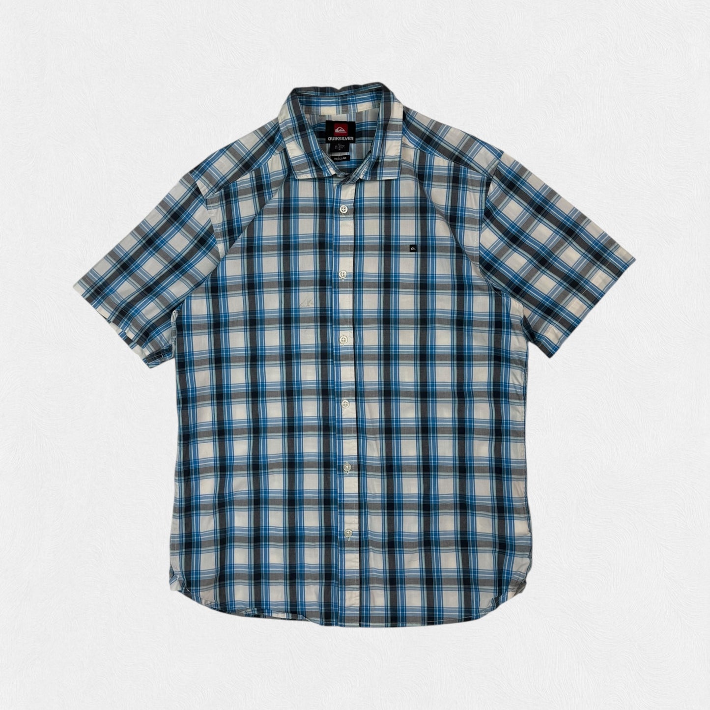 Quiksilver checkered short sleeve shirt (M)