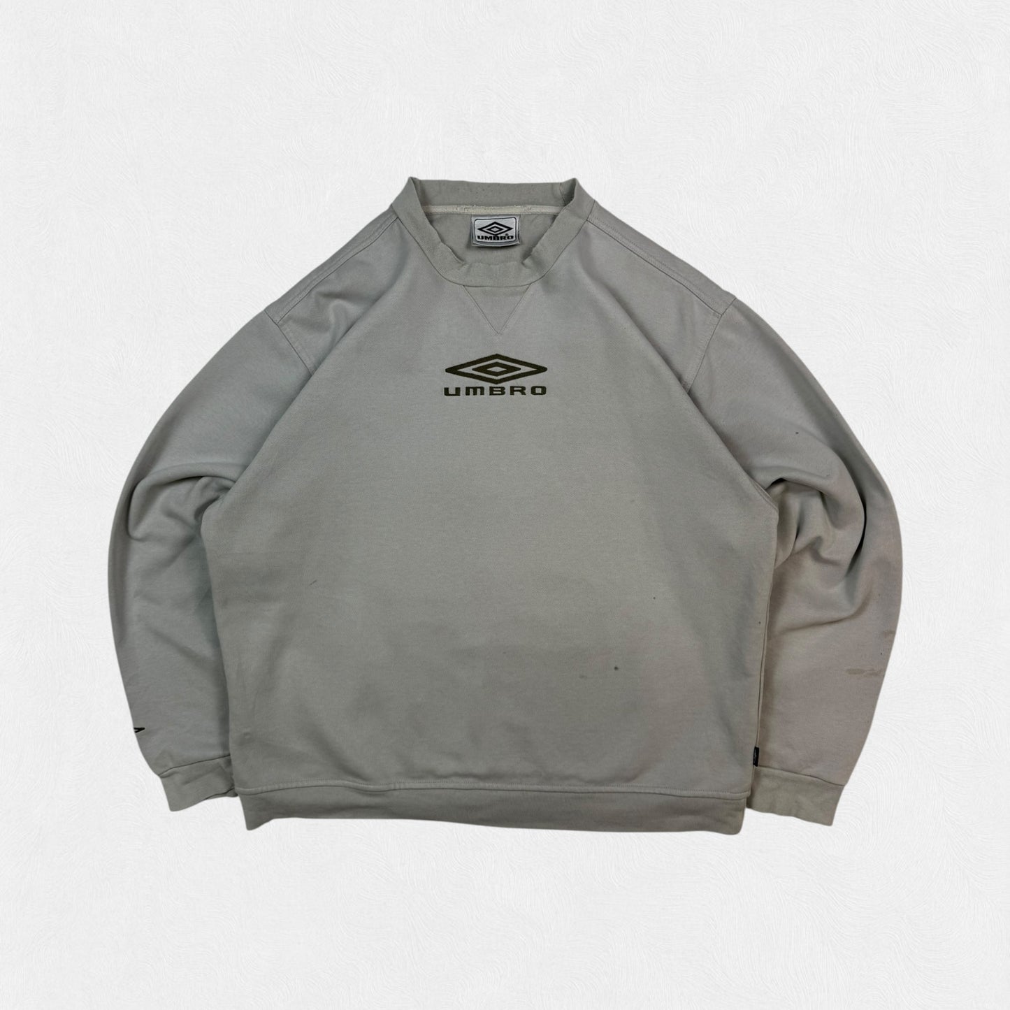 Vintage Umbro centre logo sweatshirt (L)