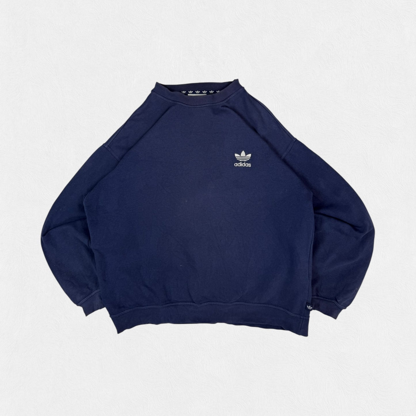 Vintage 90s Adidas originals small logo sweatshirt (L)