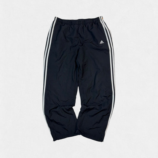 Vintage Adidas baggy side stripe track pants (M)