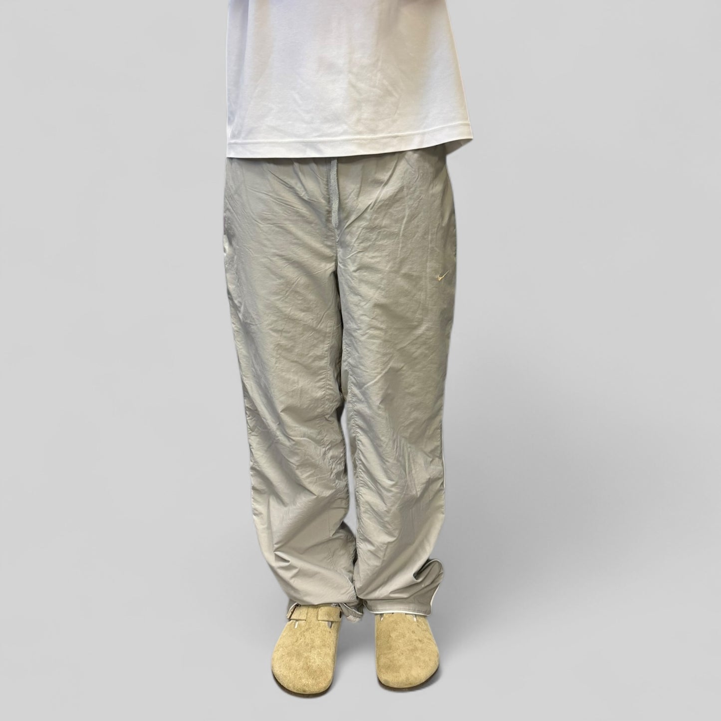 Vintage Nike baggy track pants (L)
