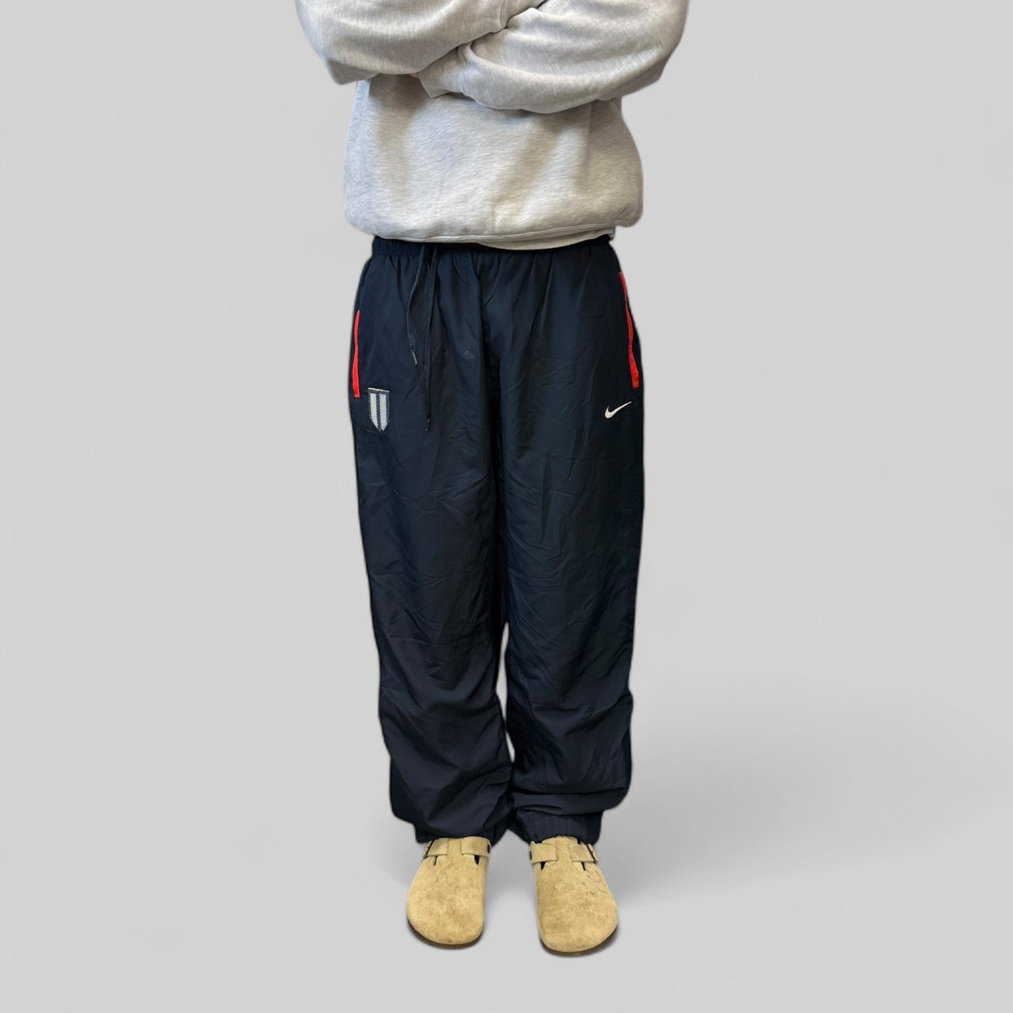 Vintage Nike football baggy track pants (L)