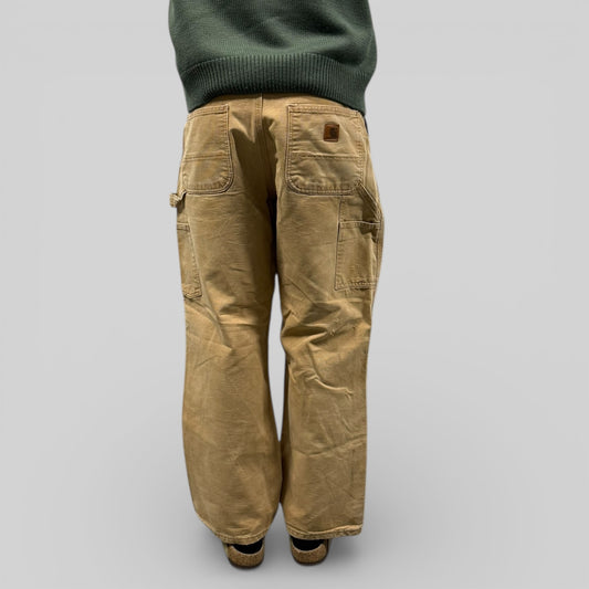 Carhartt baggy carpenter pants (W32)