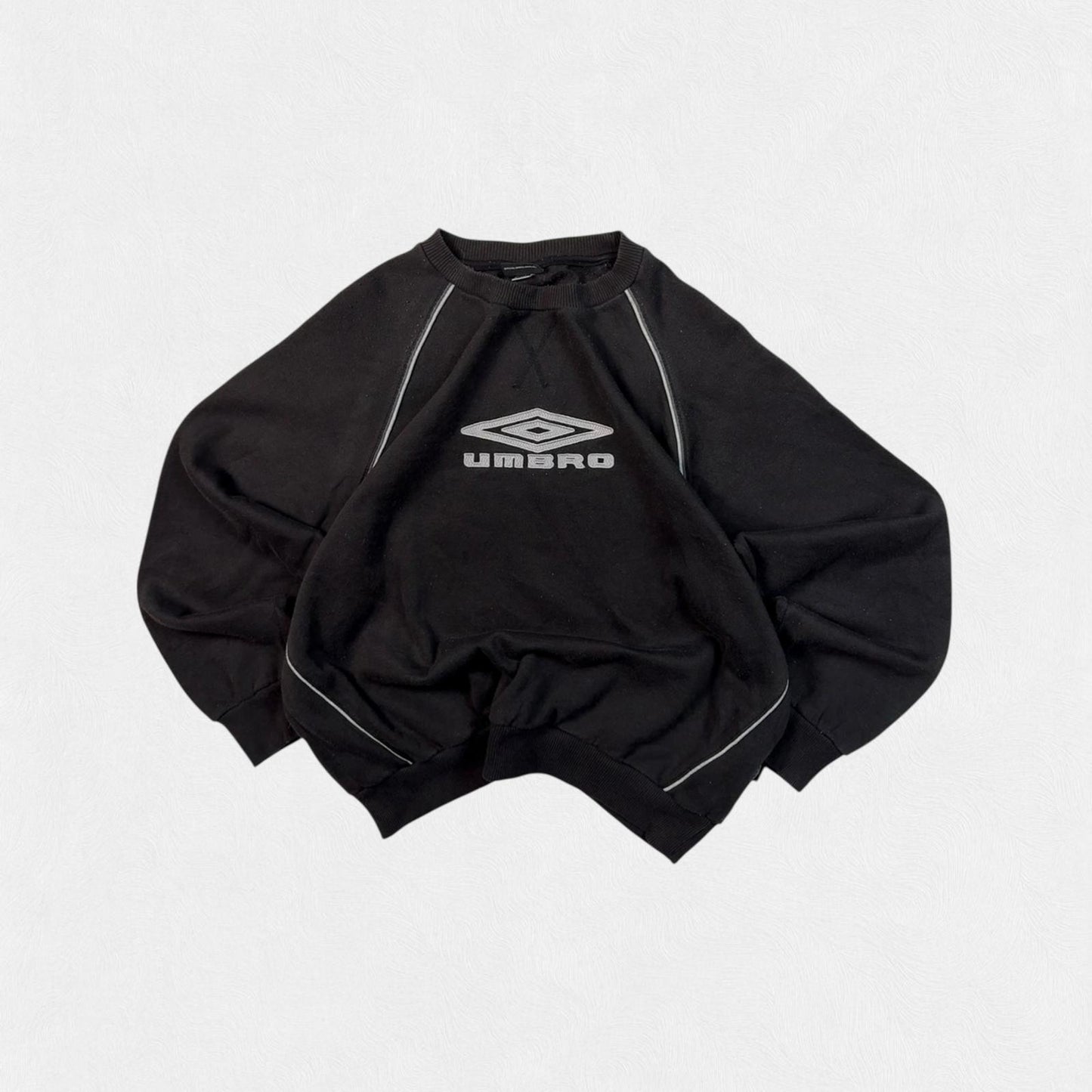 Vintage Umbro centre logo sweatshirt (L)