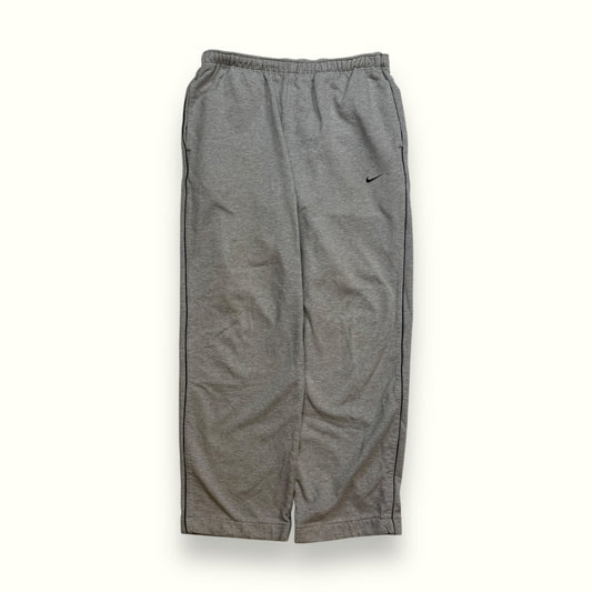 Vintage Nike baggy joggers (M)