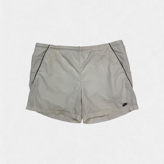 Vintage Nike piping sport shorts (XL)