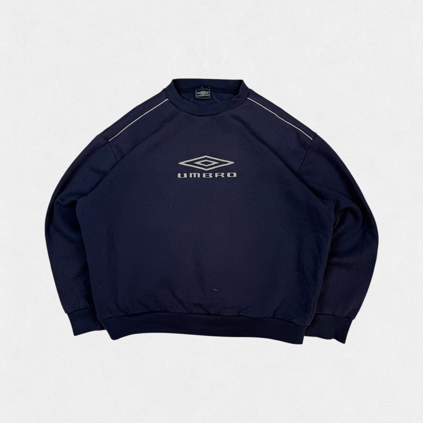 Vintage Umbro centre logo sweatshirt (XL)