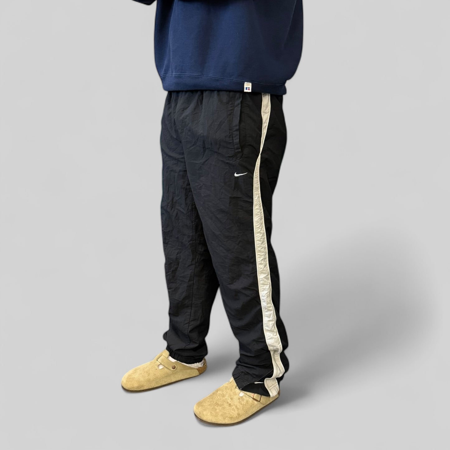 Vintage Nike baggy side stripe track pants (L)