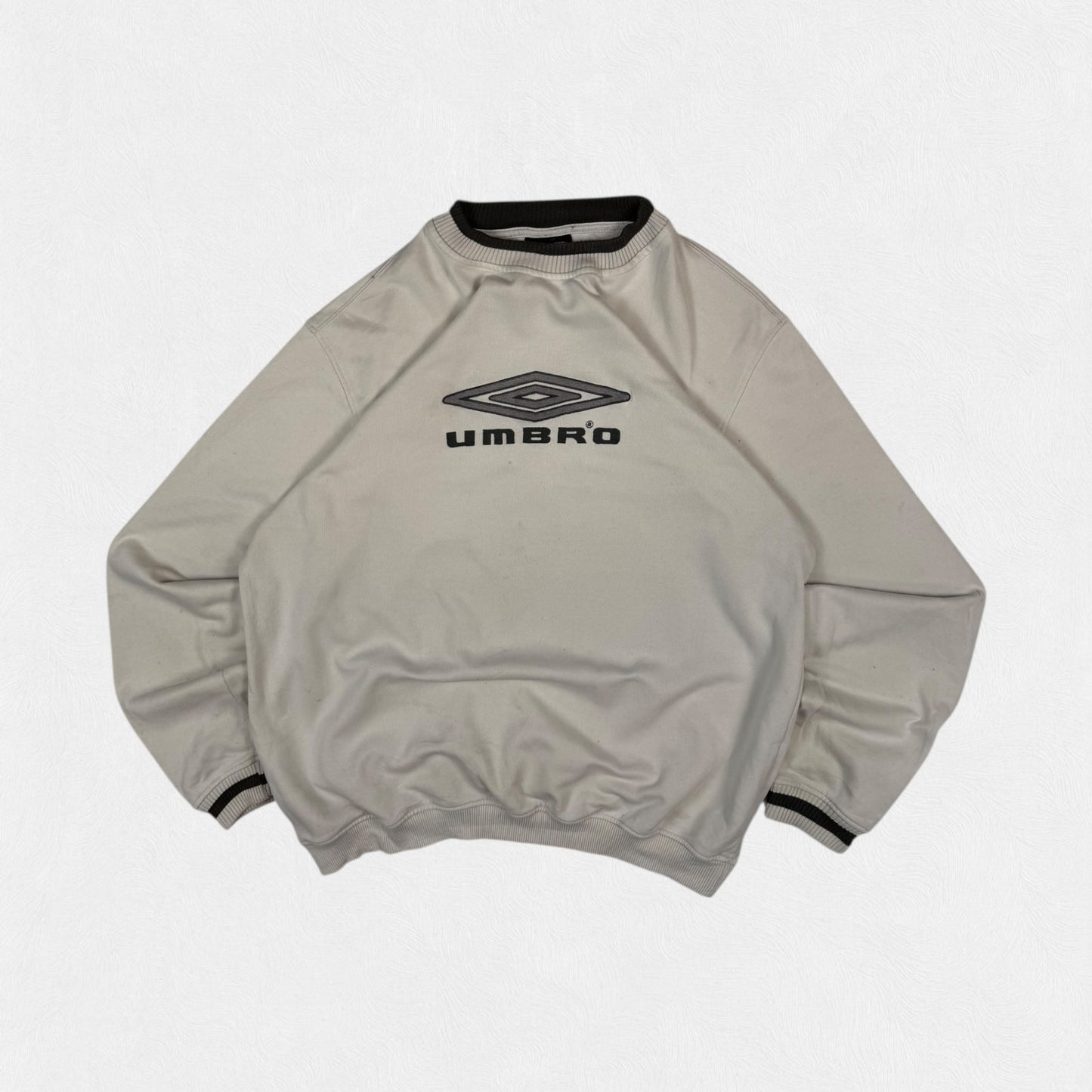 Vintage Umbro centre logo sweatshirt (XL)