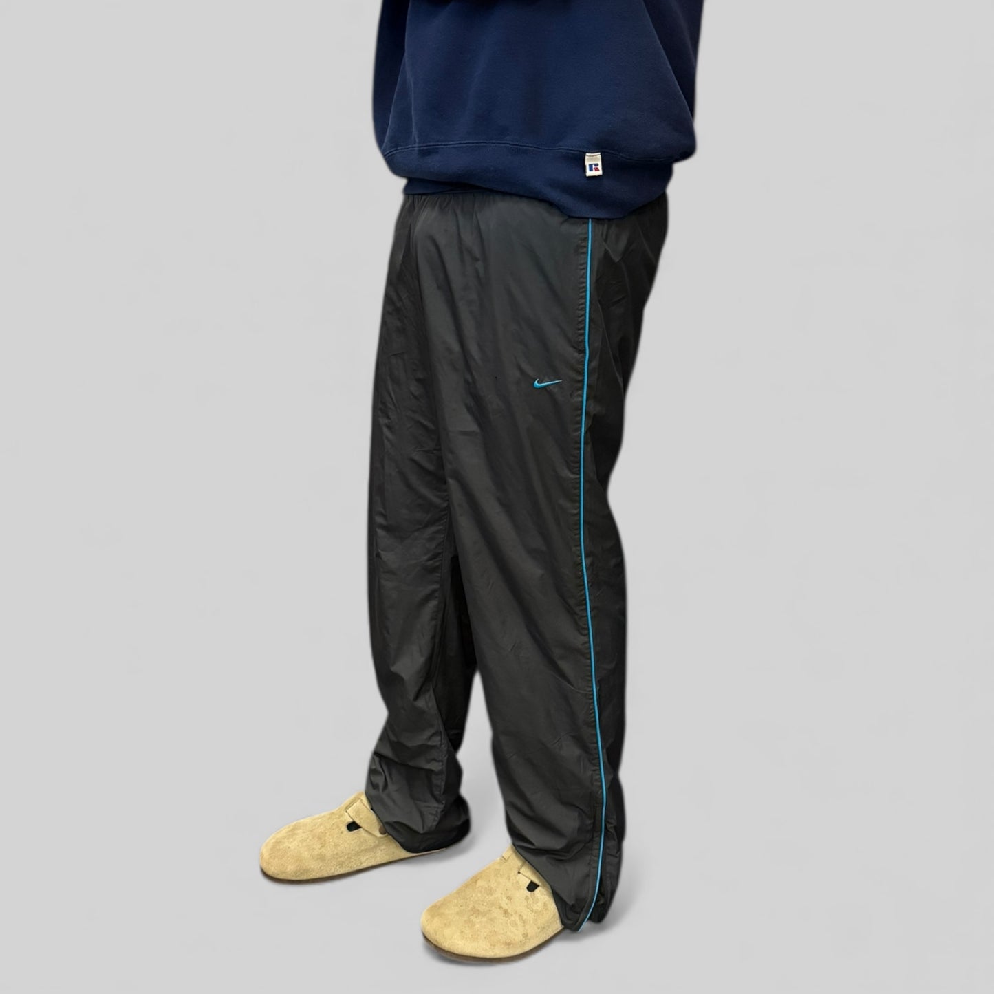 Vintage Nike athletic dept baggy track pants (L)