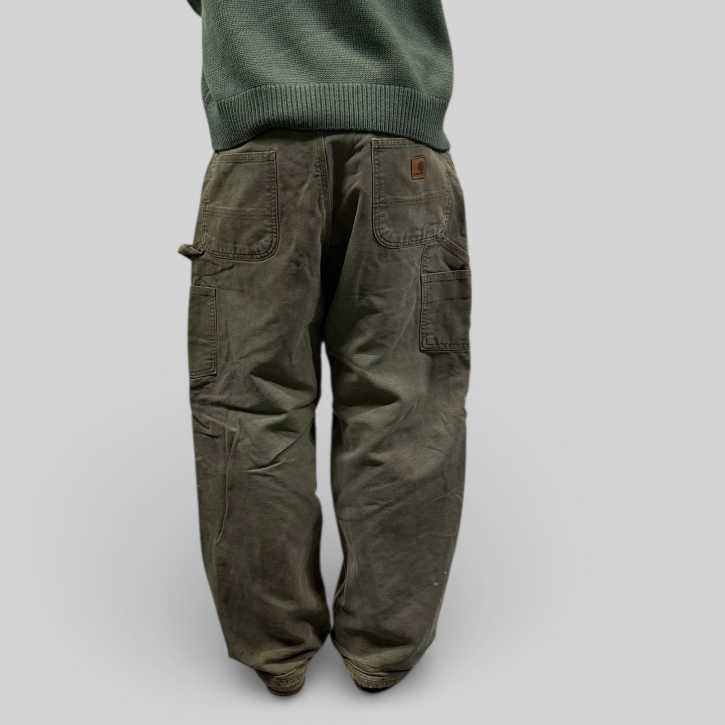 Carhartt baggy carpenter pants (W34)