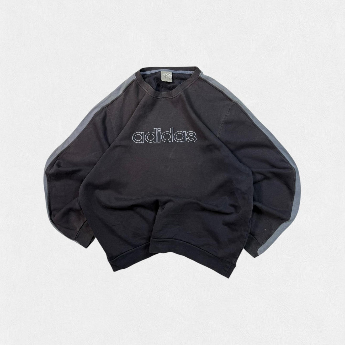 Vintage Adidas spell out sweatshirt (XXL)