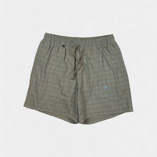 Vintage Adidas baggy checkered sport shorts (L)