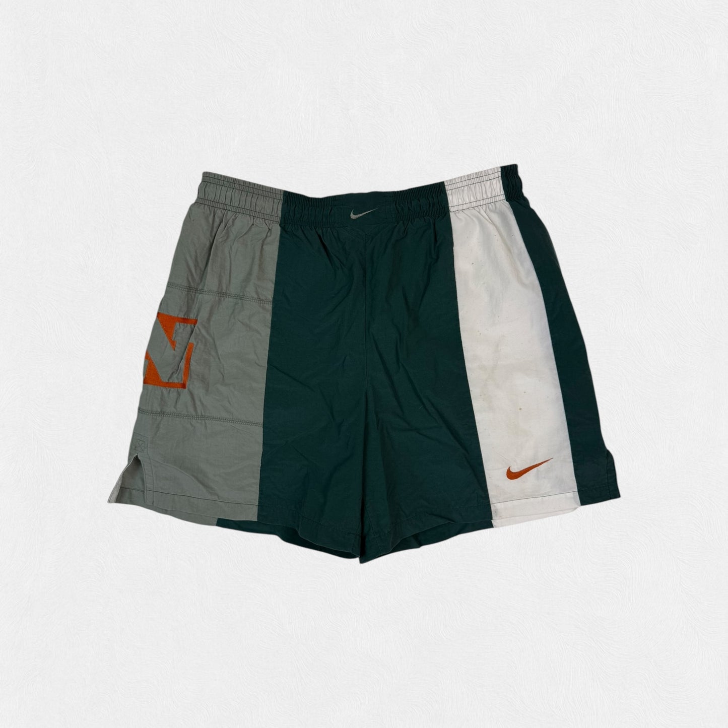 Vintage 90s Nike colour block sport shorts (L)