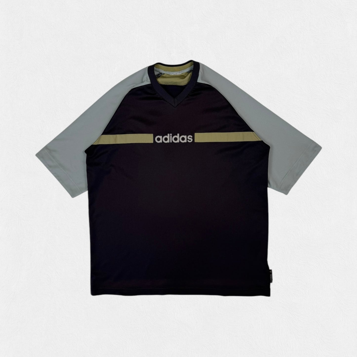 Vintage Adidas spell out sport tee (L)