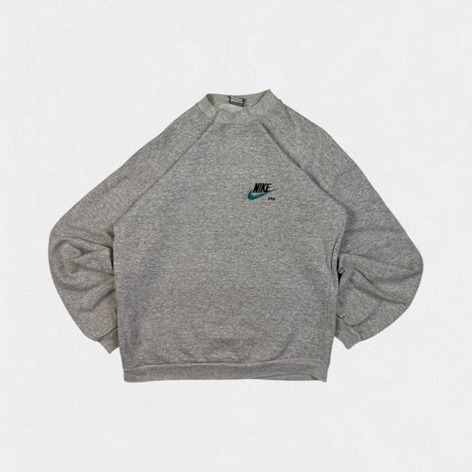 Vintage Nike small logo sweatshirt (L)