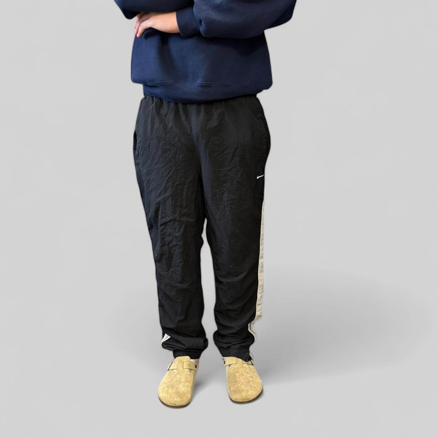 Vintage Nike baggy side stripe track pants (L)