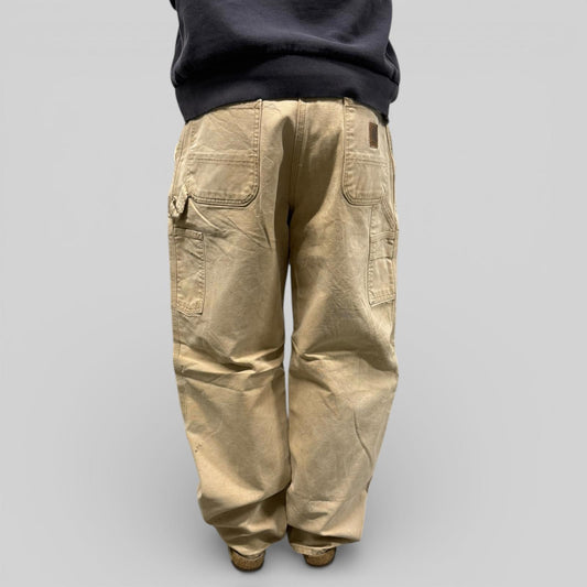 Vintage Carhartt baggy carpenter pants (W36)