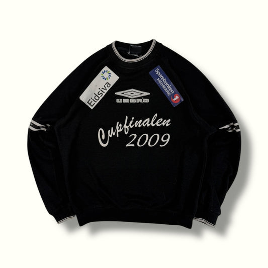 Vintage Umbro centre logo sweatshirt (S)