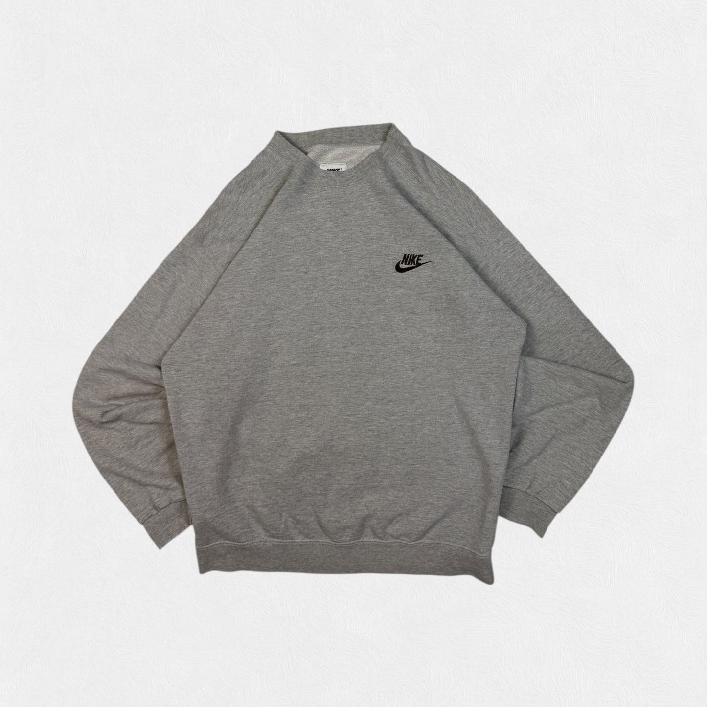 Vintage 90s Nike small logo sweatshirt (M)