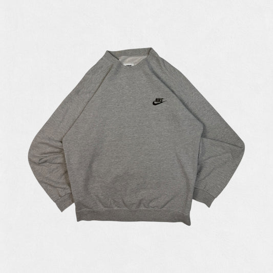 Vintage 90s Nike small logo sweatshirt (M)