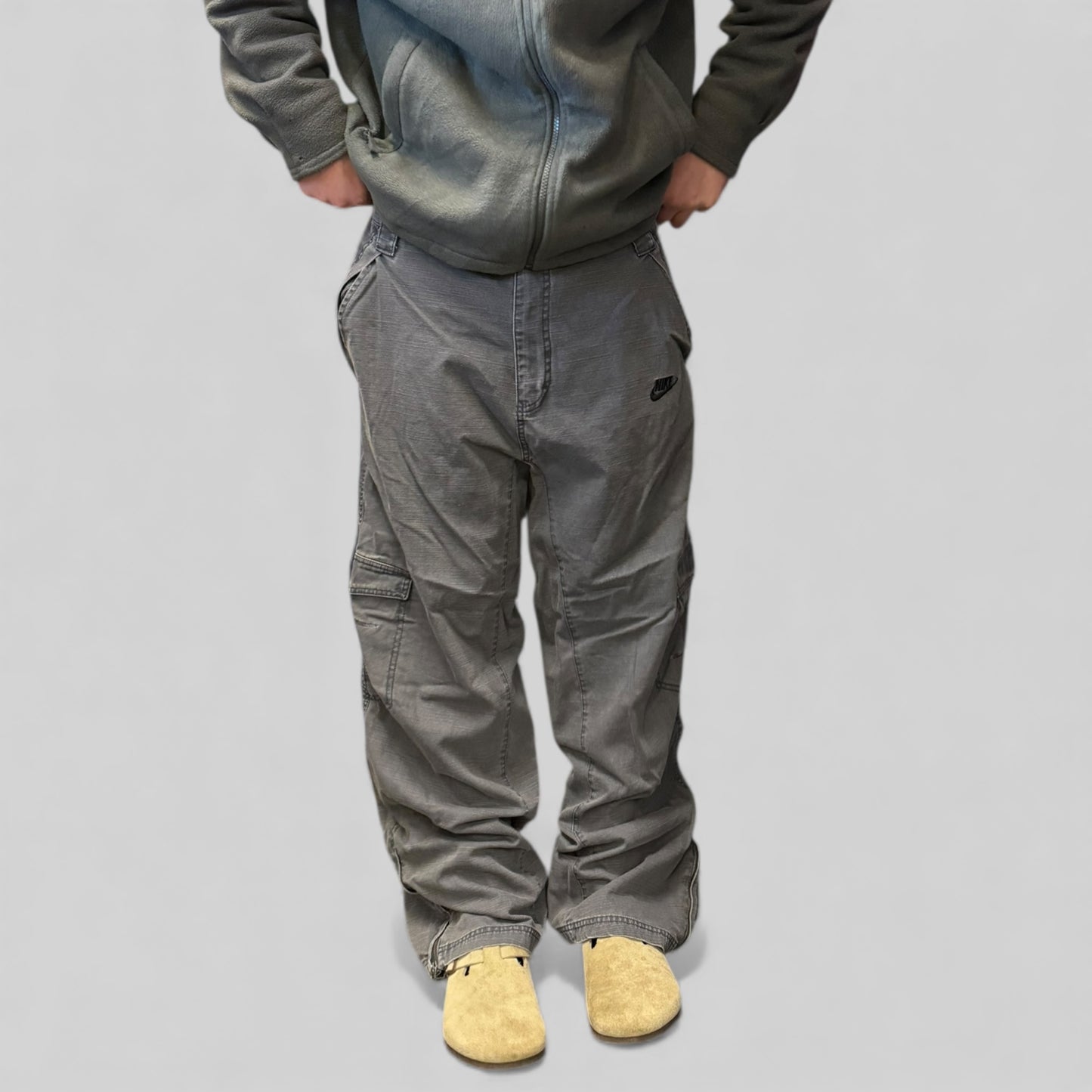 Vintage Nike baggy cargo pants (XL)