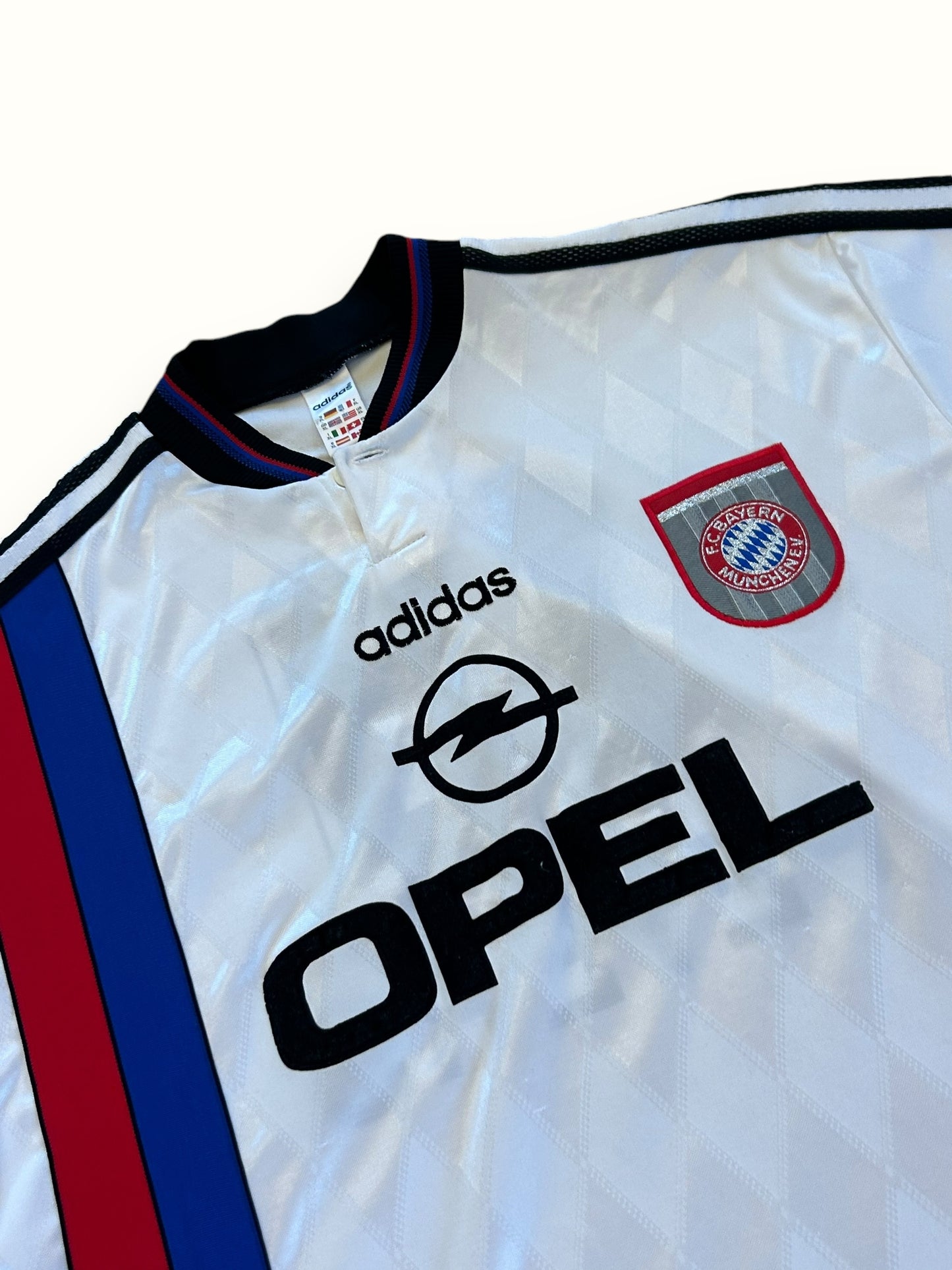 Vintage Bayern Munich 1996/98 away football shirt (XL)